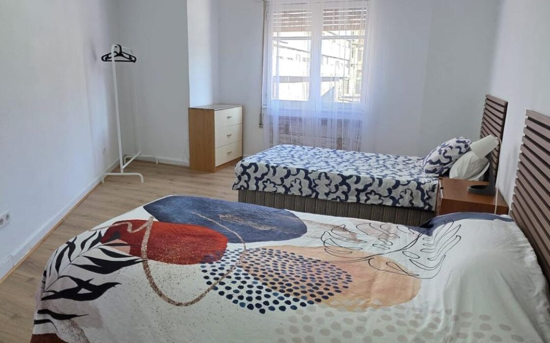 Апартаменты 106 кв.м с 4 комнатами в Лангрео