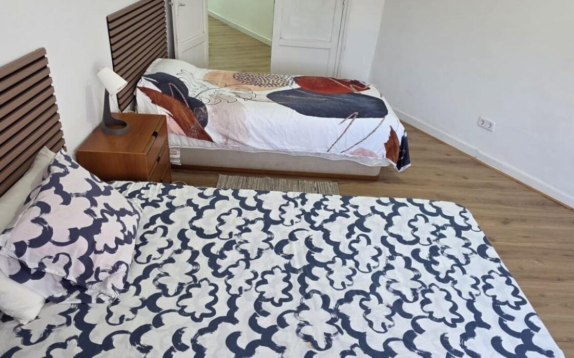 Апартаменты 106 кв.м с 4 комнатами в Лангрео