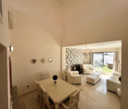 Двухуровневый пентхаус в Эстепоне с террасами и видом на море