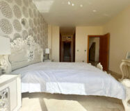 Двухуровневый пентхаус в Эстепоне с террасами и видом на море