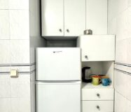 Апартаменти 49 кв.м в Торрев’єсі біля моря з басейном