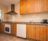 Двухуровневый пентхаус в Марбелье с террасой 105 кв.м