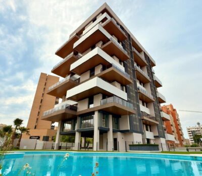 Апартаменти 98 кв.м з терасою в Аліканте 1.5 км від моря