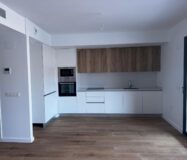 Апартаменти 98 кв.м з терасою в Аліканте 1.5 км від моря