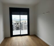 Апартаменти 98 кв.м з терасою в Аліканте 1.5 км від моря