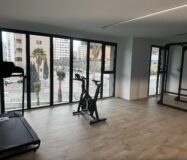 Апартаменти 98 кв.м з терасою в Аліканте 1.5 км від моря