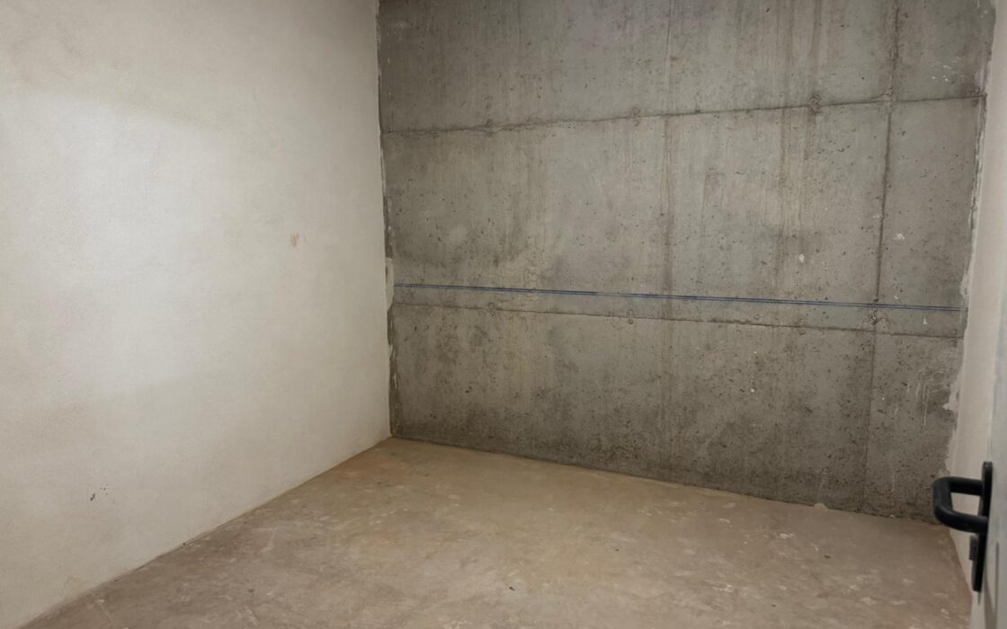 Апартаменти 98 кв.м з терасою в Аліканте 1.5 км від моря