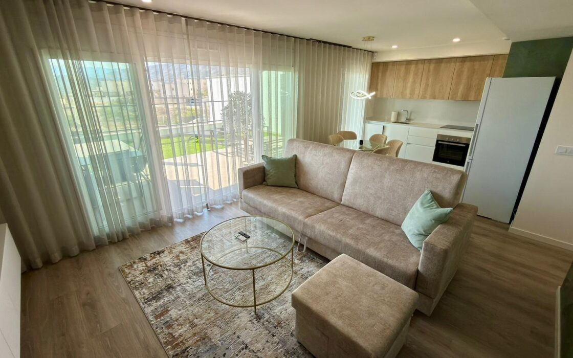 Новый таунхаус в Balcón de Finestrat с террасой и видом на море