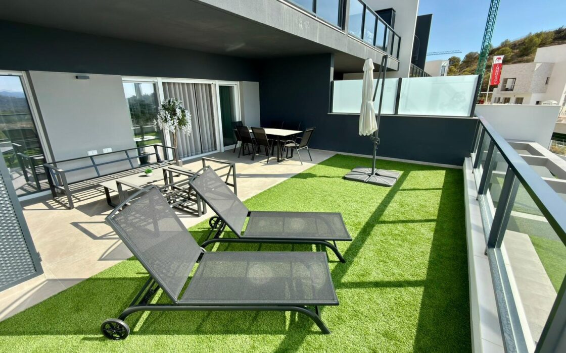 Новый таунхаус в Balcón de Finestrat с террасой и видом на море