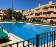 Двухуровневый пентхаус в Марбелье с большой террасой 107 кв.м