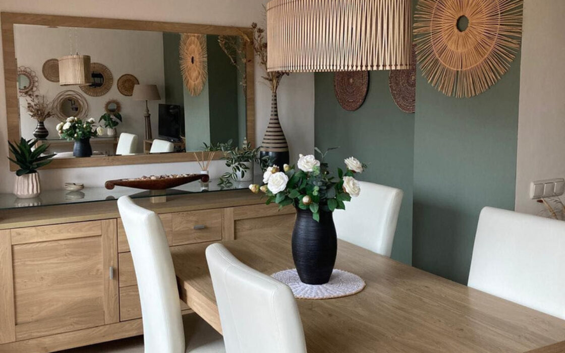 Двухуровневый пентхаус в Марбелье с большой террасой 107 кв.м