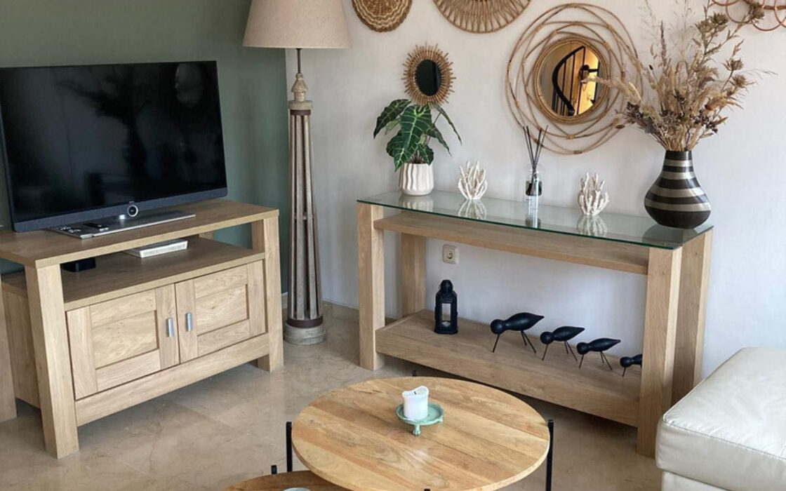 Двухуровневый пентхаус в Марбелье с большой террасой 107 кв.м