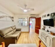 Дом в Торревьехе 69 кв.м у моря с террасой и бассейном