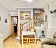 Дом в Торревьехе 69 кв.м у моря с террасой и бассейном