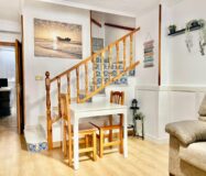 Дом в Торревьехе 69 кв.м у моря с террасой и бассейном