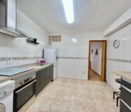 Дом в Торревьехе 69 кв.м у моря с террасой и бассейном