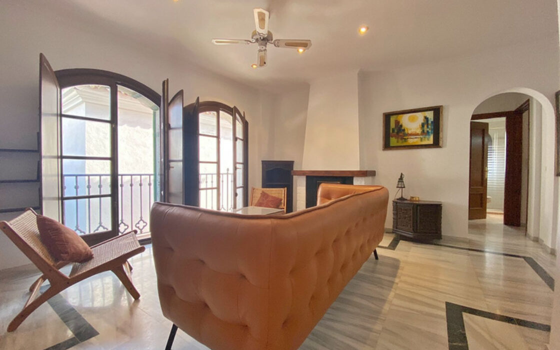 Двухуровневый Пентхаус в Марбелье с террасой 91 кв.м