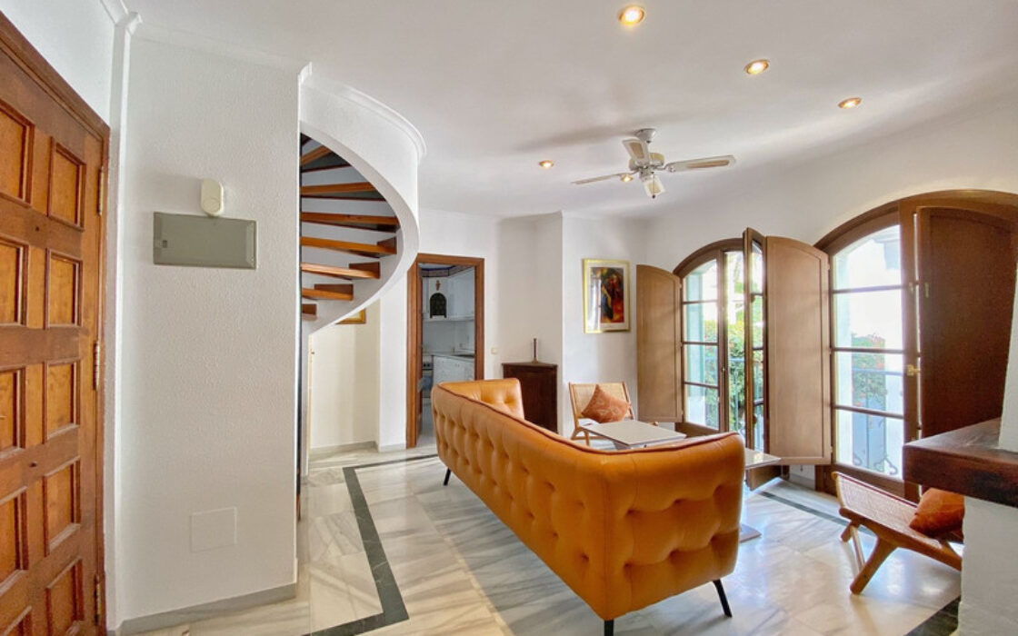 Двухуровневый Пентхаус в Марбелье с террасой 91 кв.м