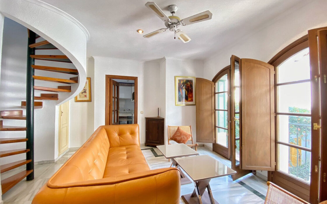 Двухуровневый Пентхаус в Марбелье с террасой 91 кв.м