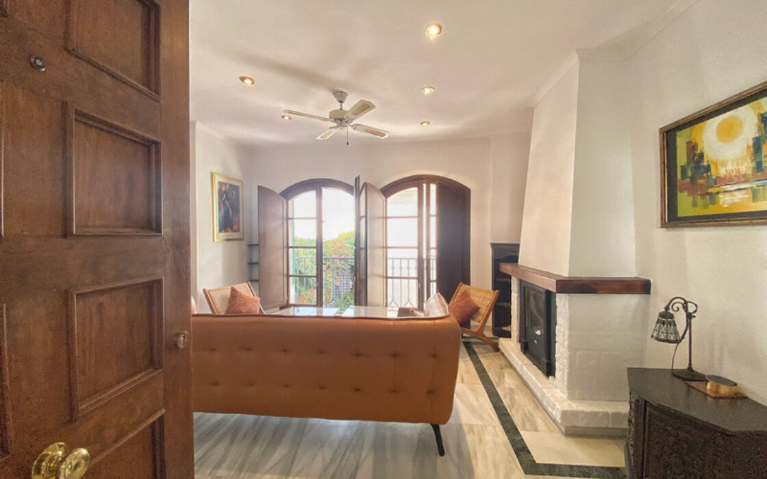 Двухуровневый Пентхаус в Марбелье с террасой 91 кв.м