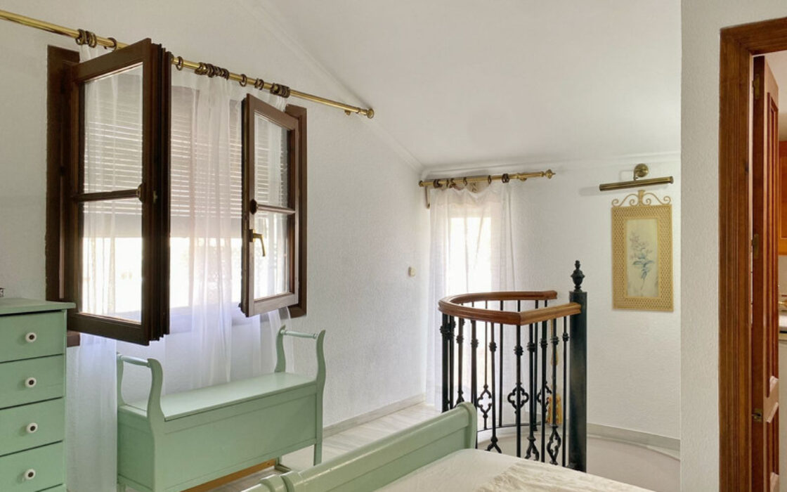 Двухуровневый Пентхаус в Марбелье с террасой 91 кв.м