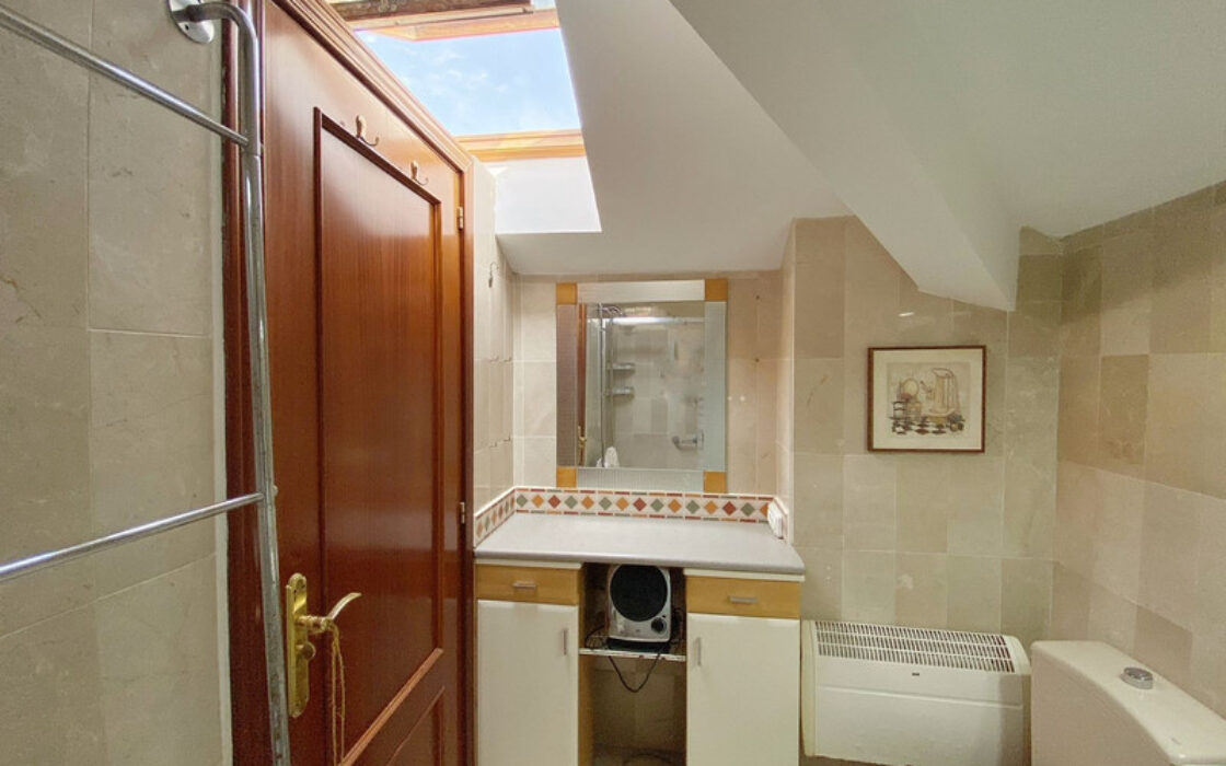 Двухуровневый Пентхаус в Марбелье с террасой 91 кв.м