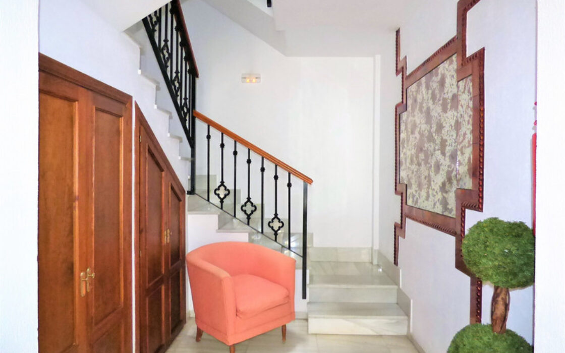 Двухуровневый Пентхаус в Марбелье с террасой 91 кв.м