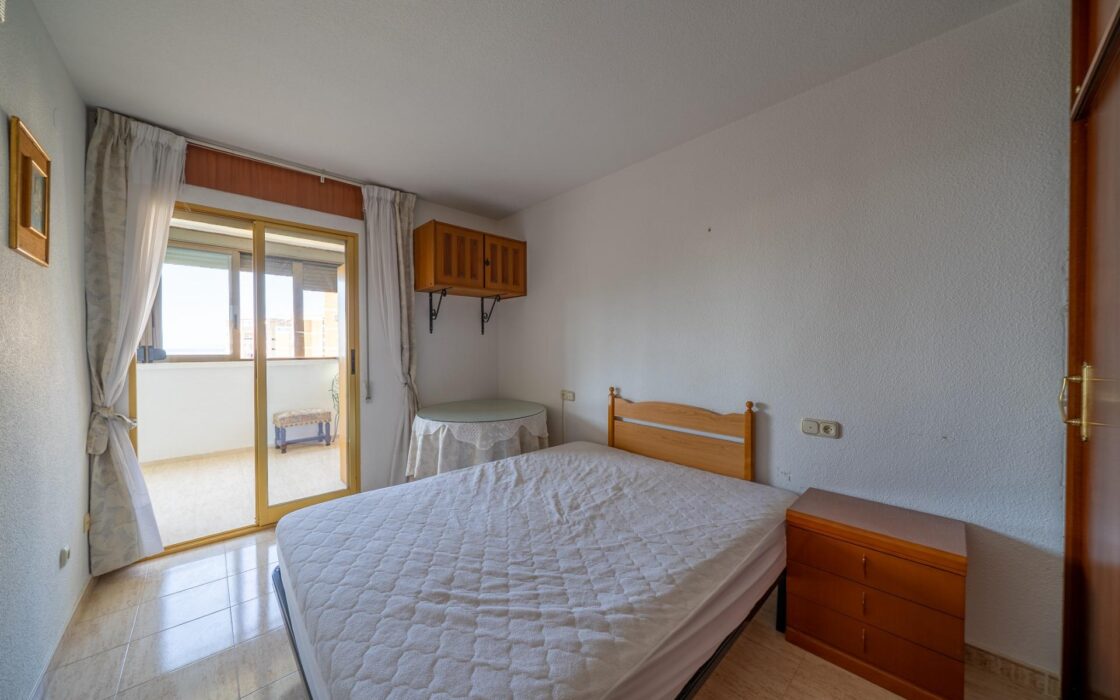 Апартаменты у моря в Аликанте 111 кв.м с террасой