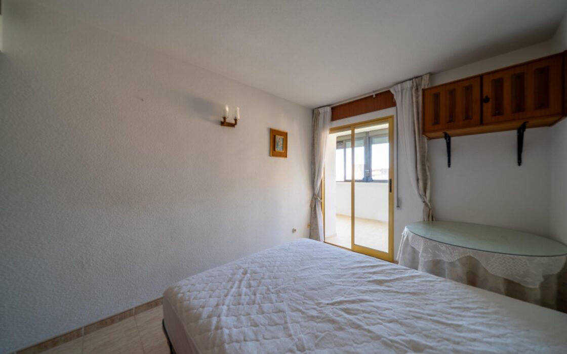 Апартаменты у моря в Аликанте 111 кв.м с террасой