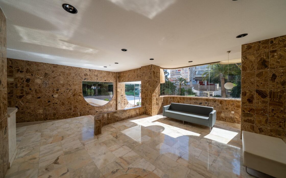 Апартаменты у моря в Аликанте 111 кв.м с террасой