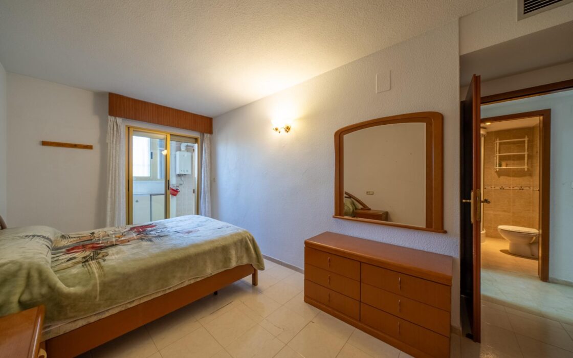 Апартаменты у моря в Аликанте 111 кв.м с террасой