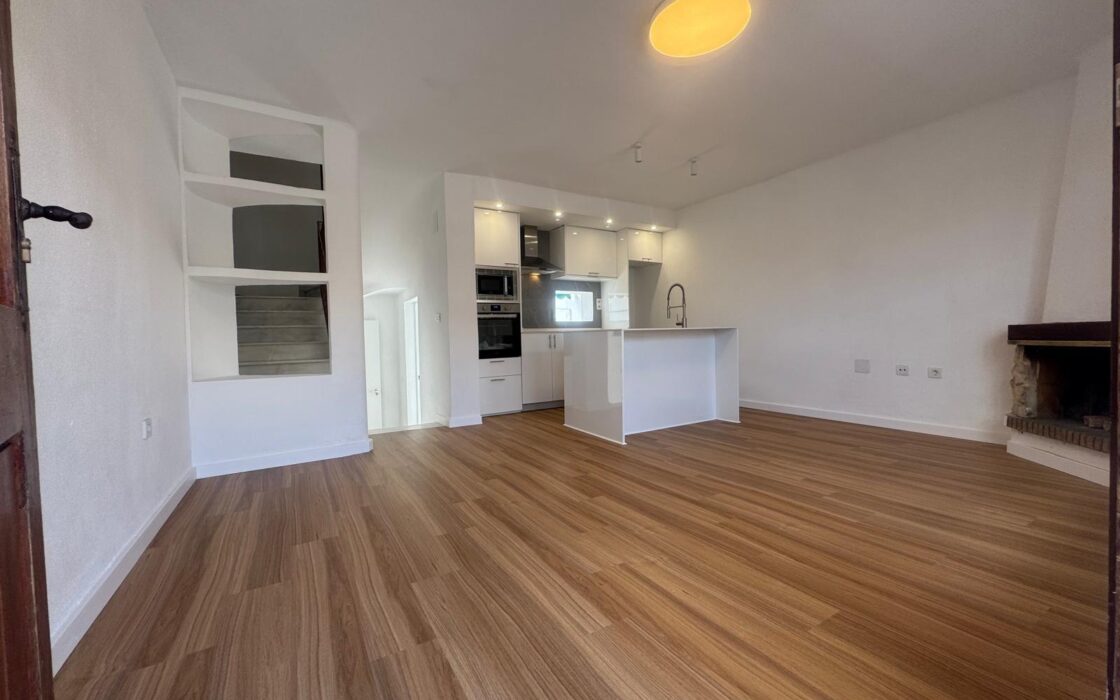 Дом с видом на море в Торревьехе, 93 кв.м, 4 комнаты