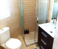 Двухуровневая квартира в Марбелье с террасой 95 кв.м