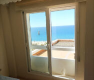 Двухуровневая квартира в Марбелье с террасой 95 кв.м