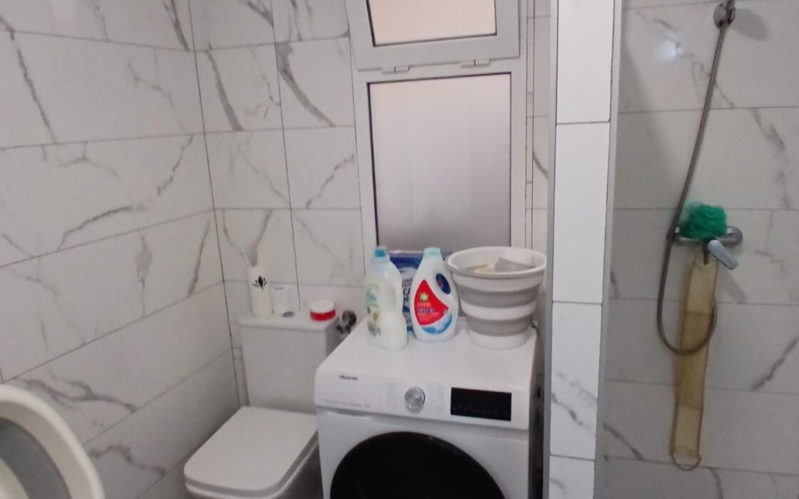 Квартира 96 кв.м с террасой в Валенсии ближе к центру