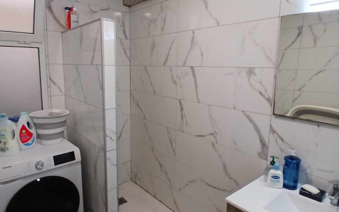 Квартира 96 кв.м с террасой в Валенсии ближе к центру