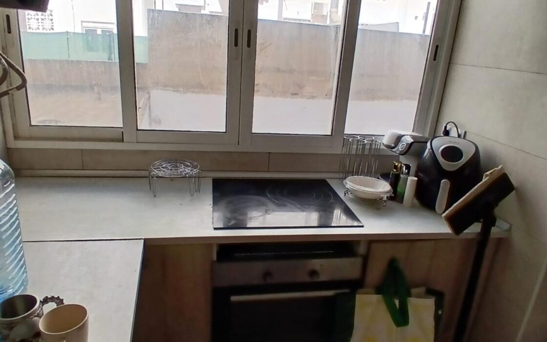 Квартира 96 кв.м с террасой в Валенсии ближе к центру