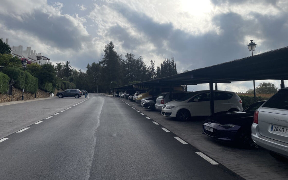 Двухуровневый пентхаус с солярием в Марбелье, 155 кв.м.