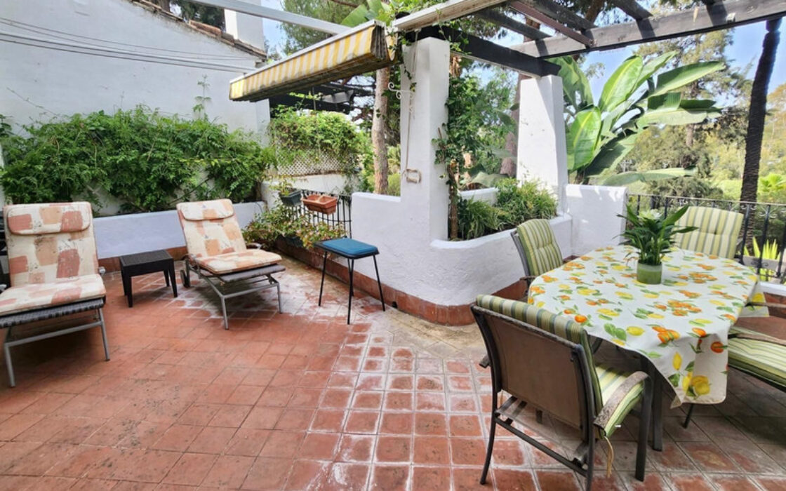 Двухуровневый пентхаус с солярием в Марбелье, 155 кв.м.