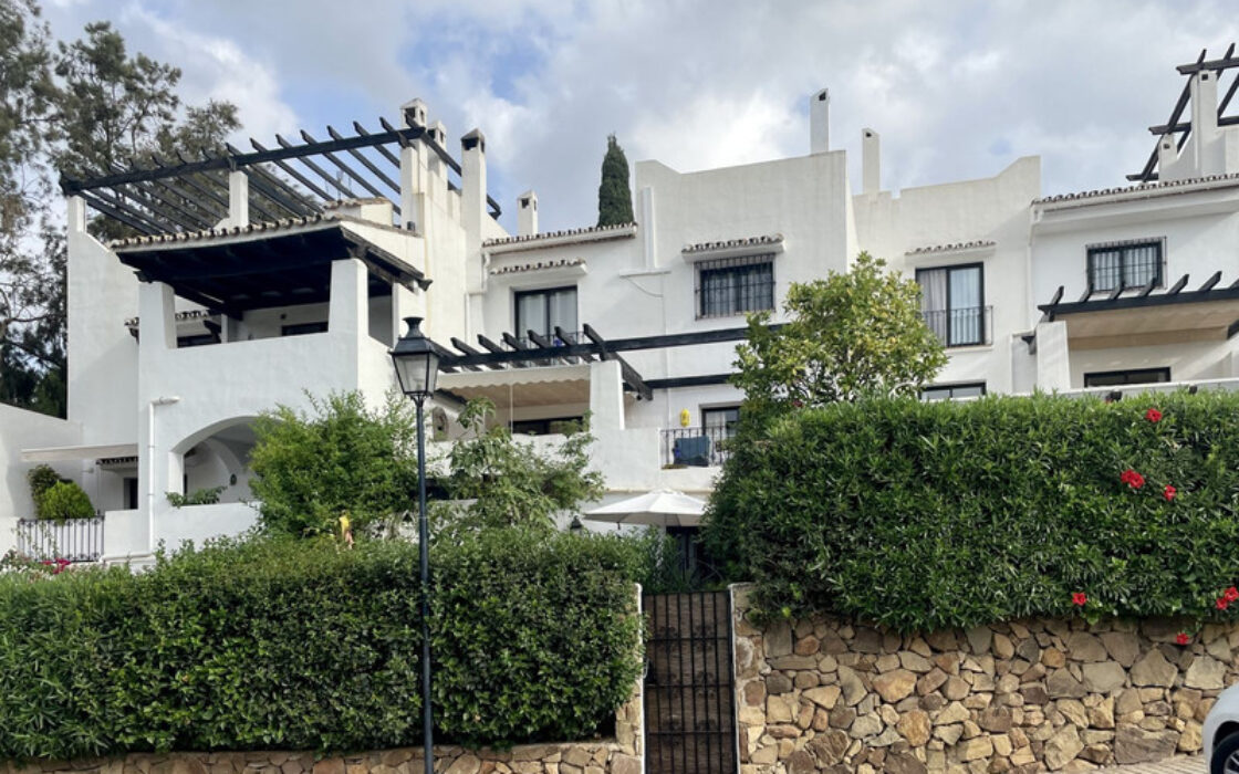 Двухуровневый пентхаус с солярием в Марбелье, 155 кв.м.