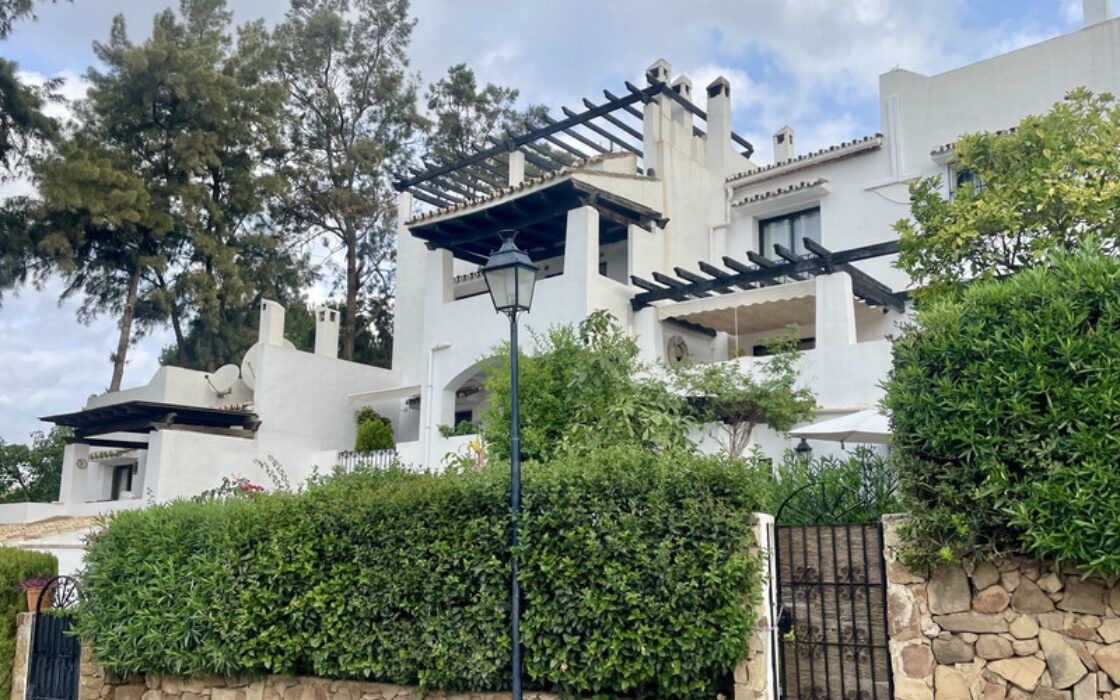 Двухуровневый пентхаус с солярием в Марбелье, 155 кв.м.