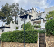 Двухуровневый пентхаус с солярием в Марбелье, 155 кв.м.