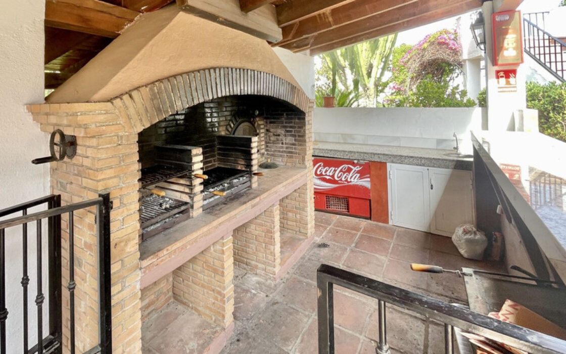 Двухуровневый пентхаус с солярием в Марбелье, 155 кв.м.