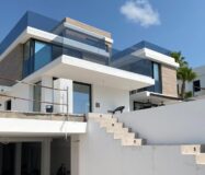 Вилла в Сьерра Кортина 500 кв.м с террасой и бассейном