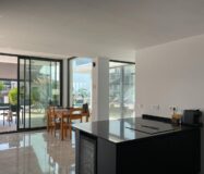 Вилла в Сьерра Кортина 500 кв.м с террасой и бассейном