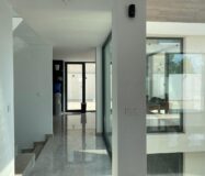 Вилла в Сьерра Кортина 500 кв.м с террасой и бассейном