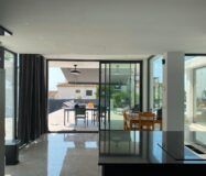 Вилла в Сьерра Кортина 500 кв.м с террасой и бассейном