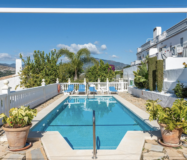 Таунхаус с 2 спальнями и видом на море в Марбелье 84 кв.м