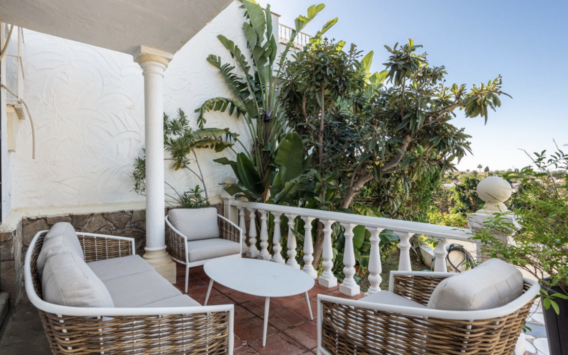 Таунхаус с 2 спальнями и видом на море в Марбелье 84 кв.м