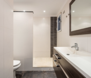 Таунхаус с 2 спальнями и видом на море в Марбелье 84 кв.м